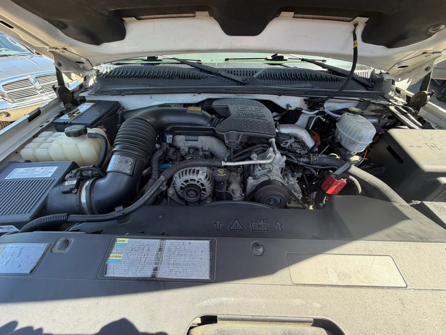 Used 2005 Chevrolet Silverado 2500 LT w/ Heavy-Duty Power Package AWD/4WD image 38