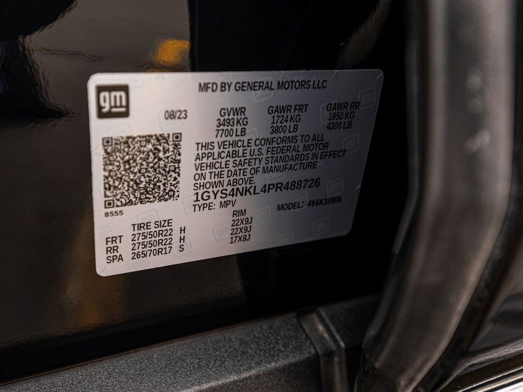 Used 2023 Cadillac Escalade ESV Sport w/ LPO, Floor Liner Package AWD/4WD image 16