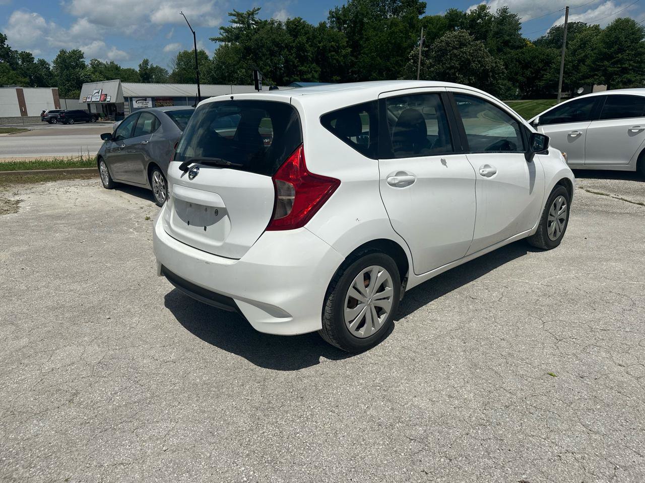 Used 2017 Nissan Versa Note S Plus FWD image 4