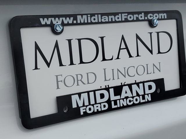 Used 2024 Chrysler Pacifica Touring-L FWD image 6
