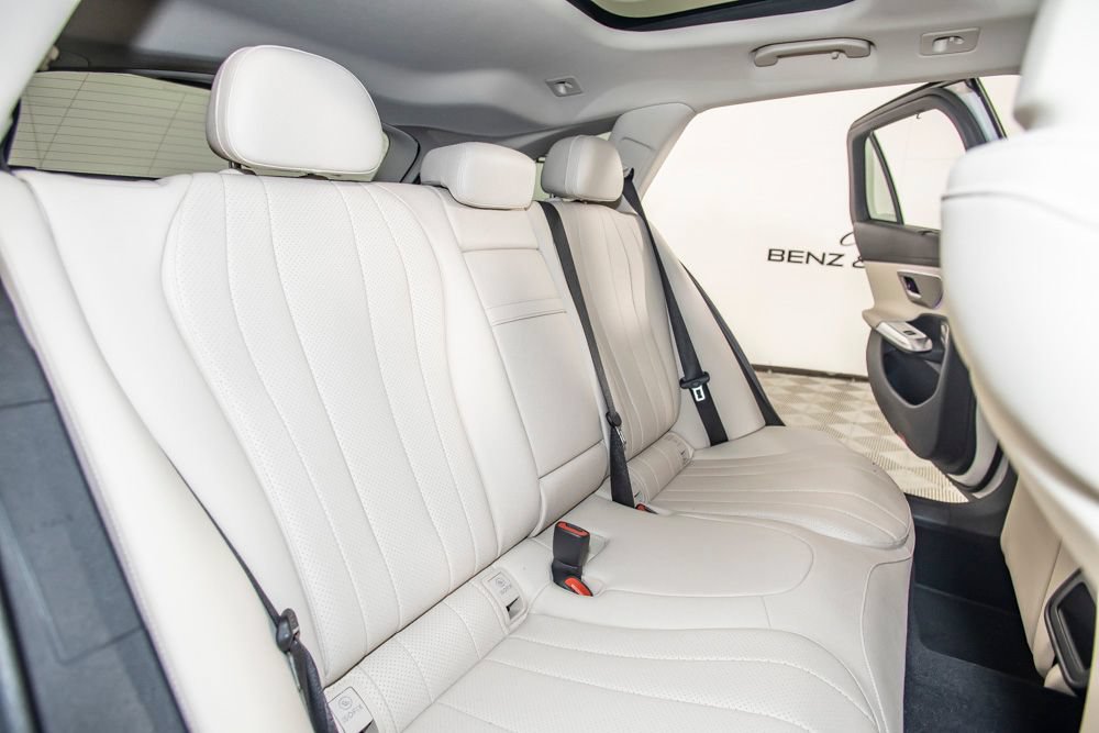 Used 2024 Mercedes-Benz E 450 4MATIC All-Terrain Wagon image 15