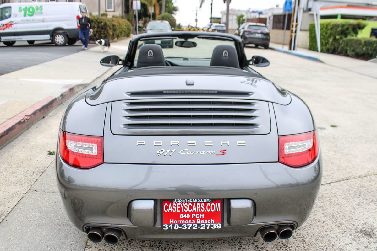 Used 2010 Porsche 911 Carrera S RWD image 4