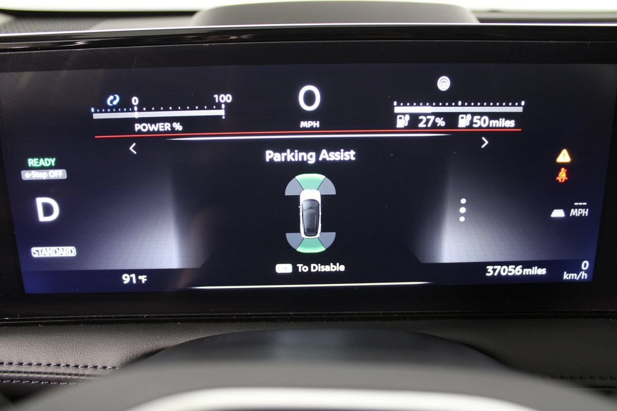Used 2023 Nissan Ariya AWD image 17
