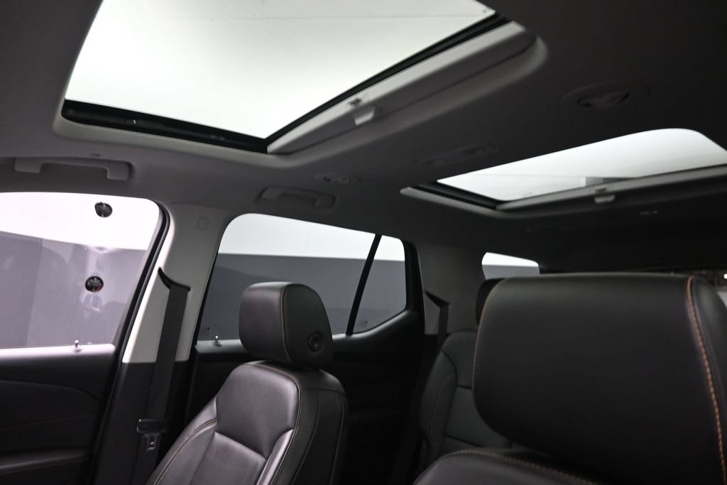 Used 2020 Chevrolet Traverse Premier AWD/4WD image 24