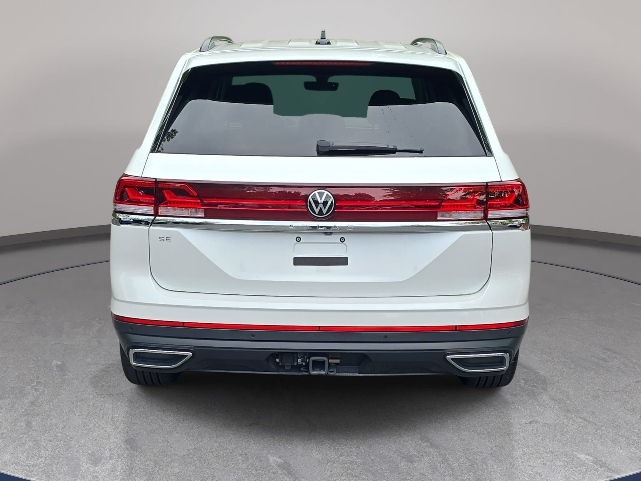 Used 2026 Volkswagen Atlas SE w/ Black Wheel Package FWD image 6