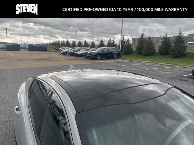 Certified 2023 Kia Stinger GT-Line w/ Sun & Sound Package image 11