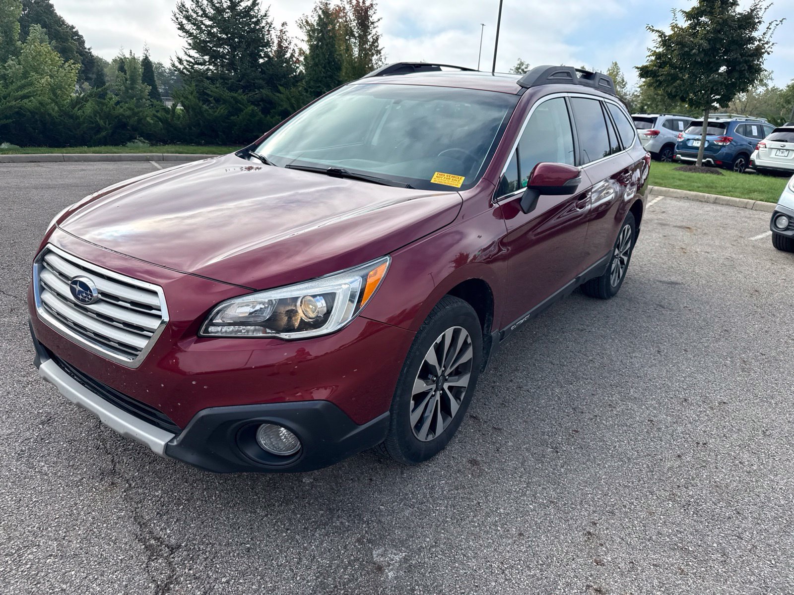 Used 2016 Subaru Outback 2.5i Limited AWD/4WD image 1