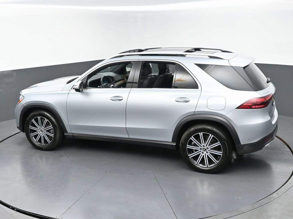 Used 2025 Mercedes-Benz GLE 450e GLE 450e w/ Winter Package image 52