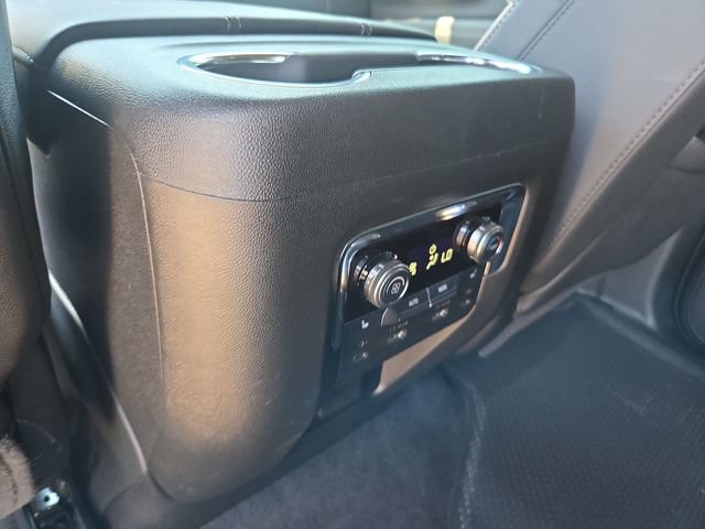 Used 2026 GMC Yukon Elevation w/ Elevation Premium Package AWD/4WD image 23