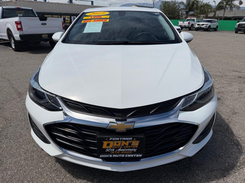 Used 2019 Chevrolet Cruze LT w/ Convenience Package FWD image 12