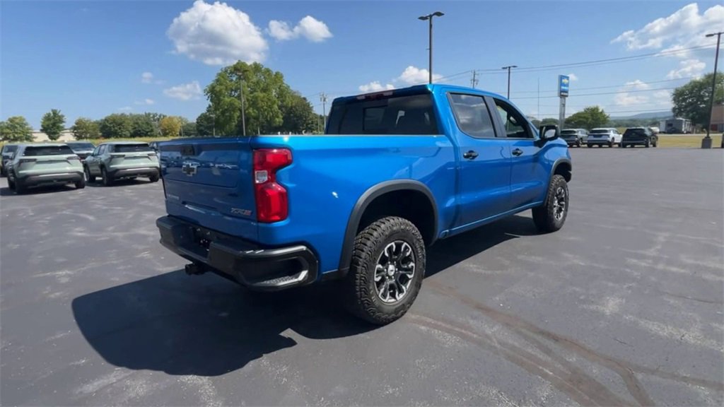 Certified 2023 Chevrolet Silverado 1500 ZR2 w/ Technology Package image 8