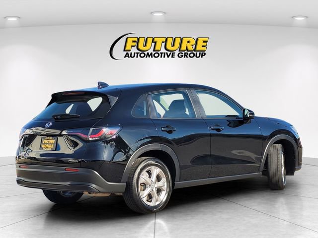 Certified 2025 Honda HR-V LX image 4