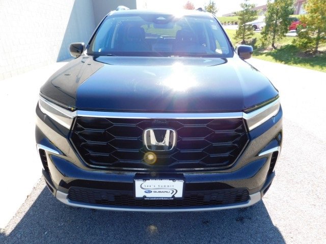 Used 2023 Honda Pilot Elite image 9