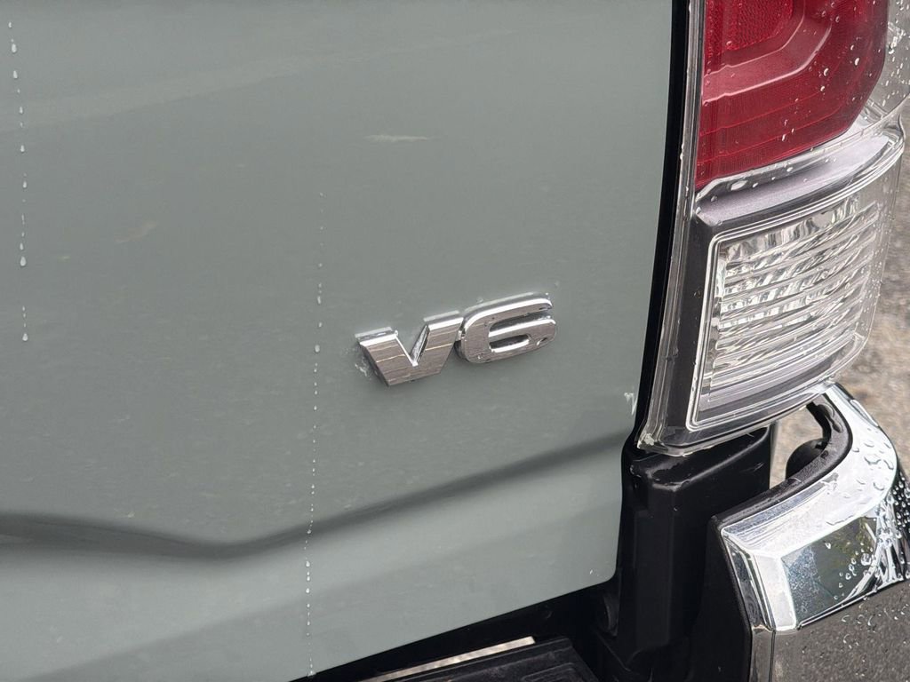 Used 2023 Toyota Tacoma TRD Off-Road image 26