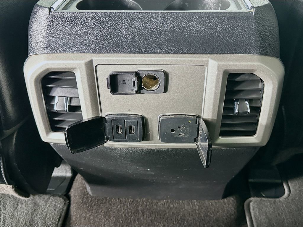 Used 2019 Ford F350 Lariat w/ Lariat Ultimate Package image 22