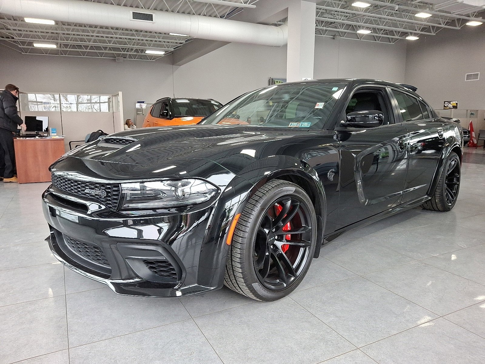 Used 2022 Dodge Charger SRT Hellcat w/ Harman/Kardon Audio Group image 3