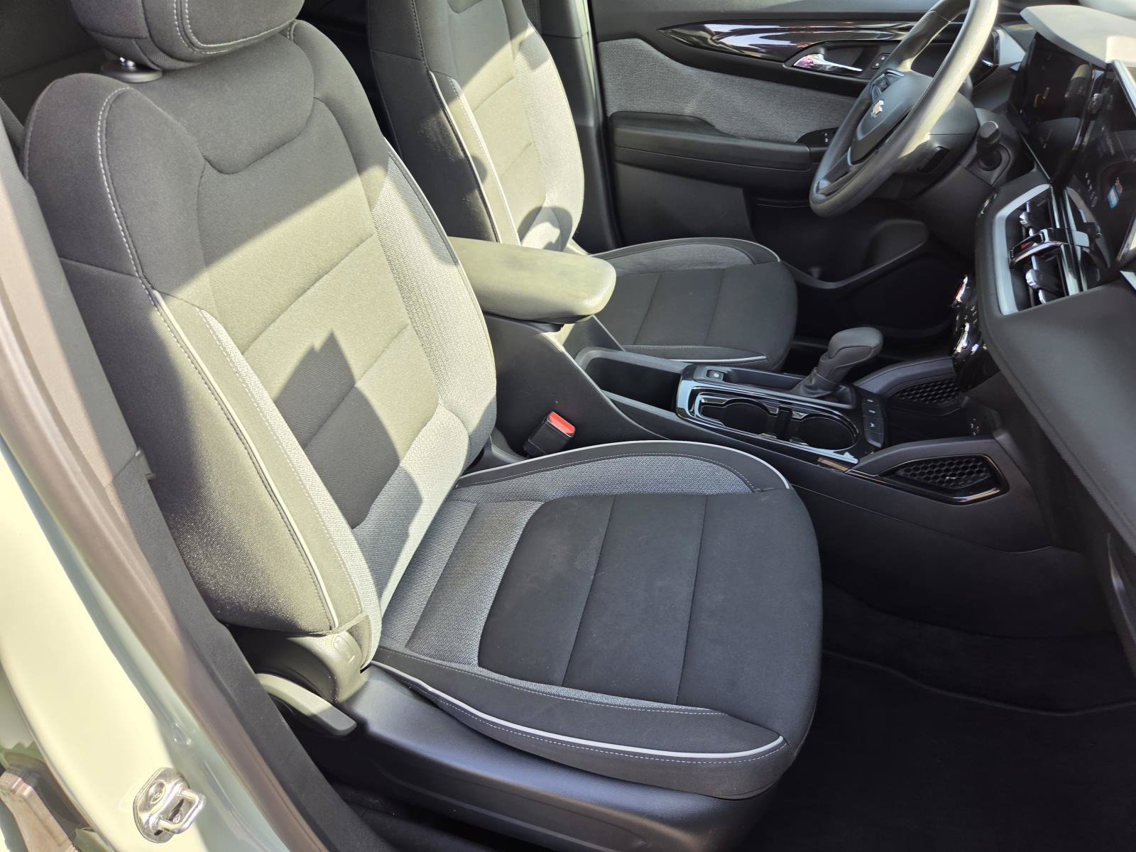 Used 2025 Chevrolet TrailBlazer LT FWD image 10
