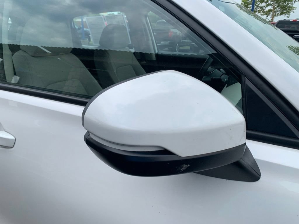 Used 2025 Honda HR-V LX image 15