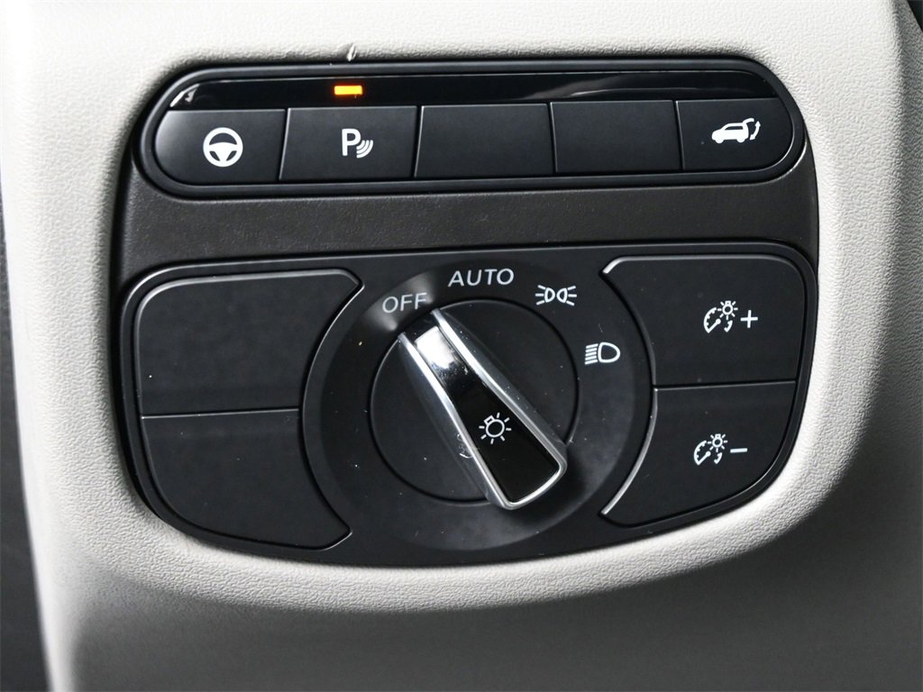 Used 2023 INFINITI QX50 Luxe image 6