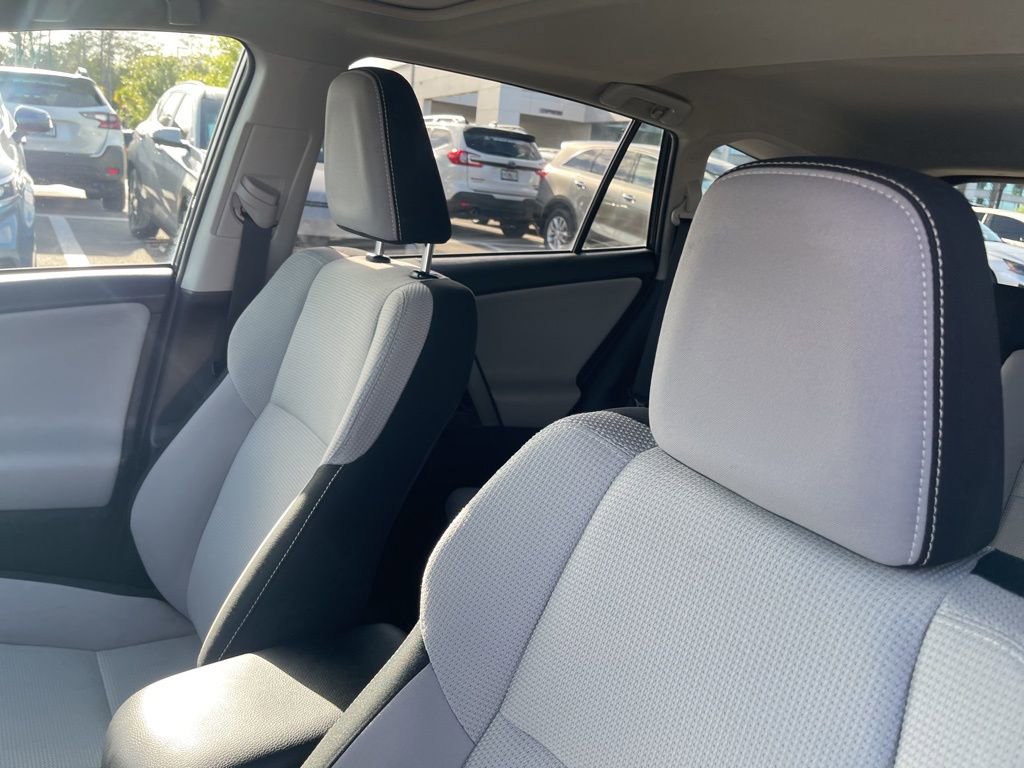 Used 2016 Toyota RAV4 XLE image 14