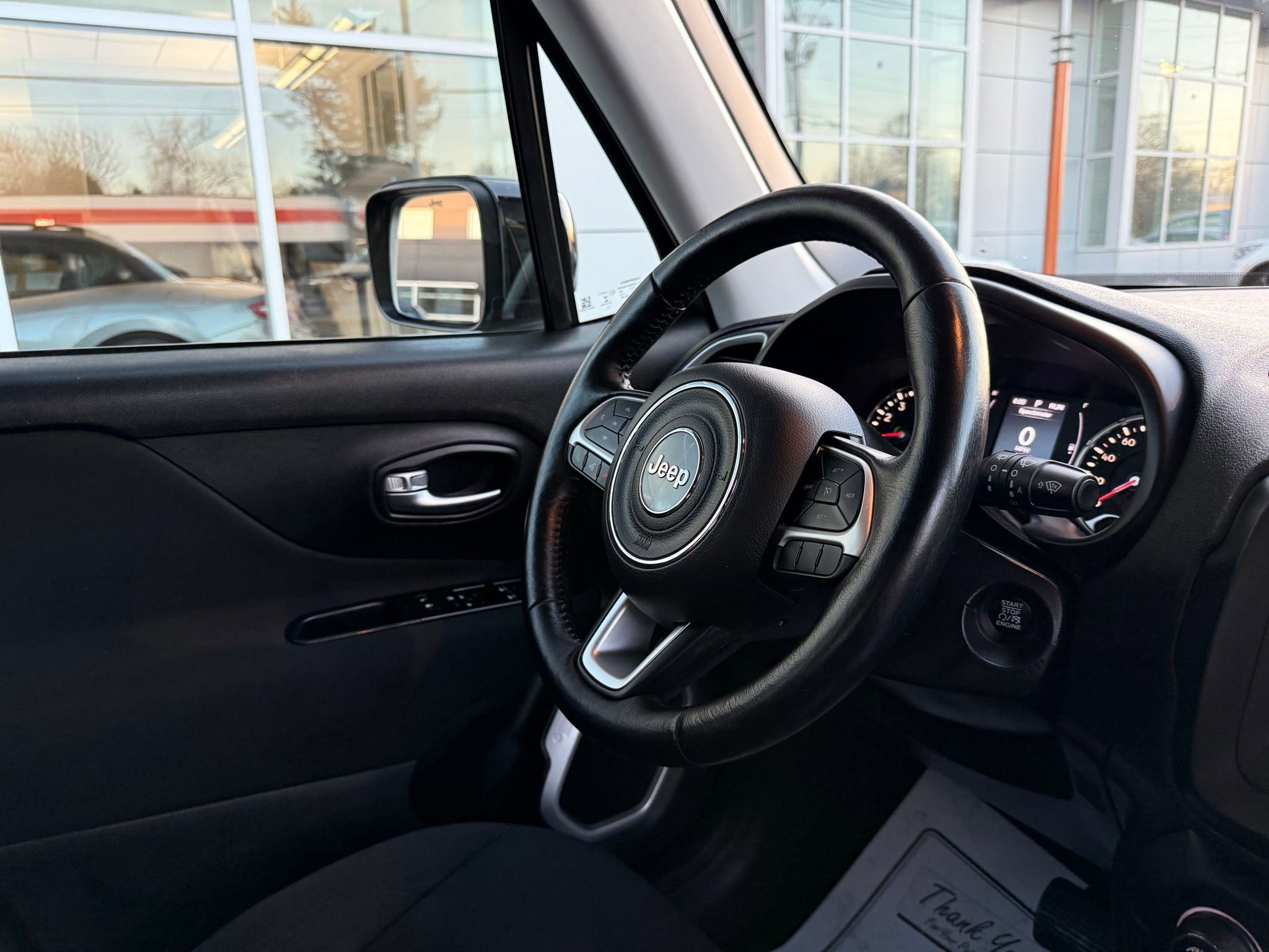 Used 2019 Jeep Renegade Latitude w/ Cold Weather Group image 27