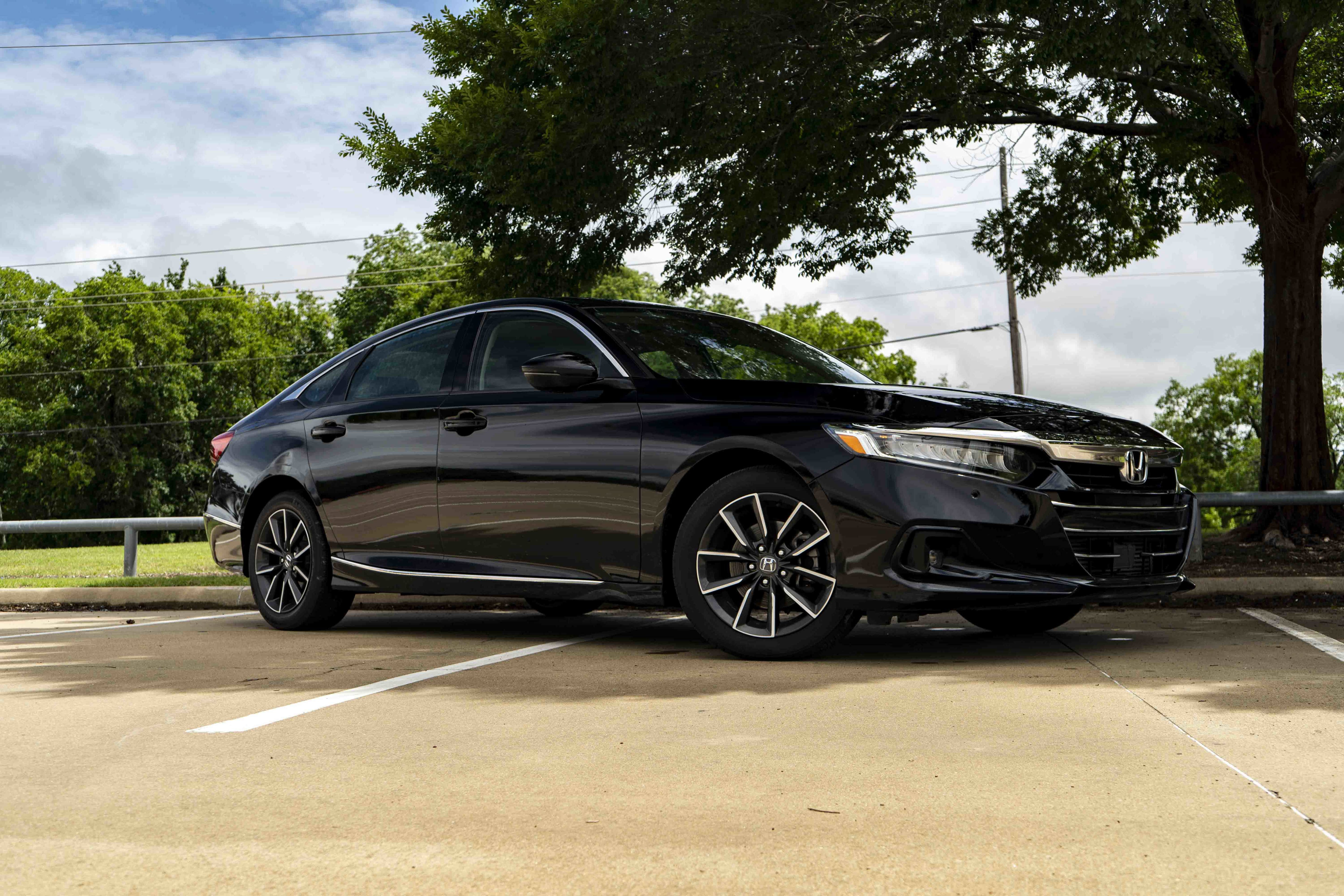 Used 2021 Honda Accord EX-L image 2