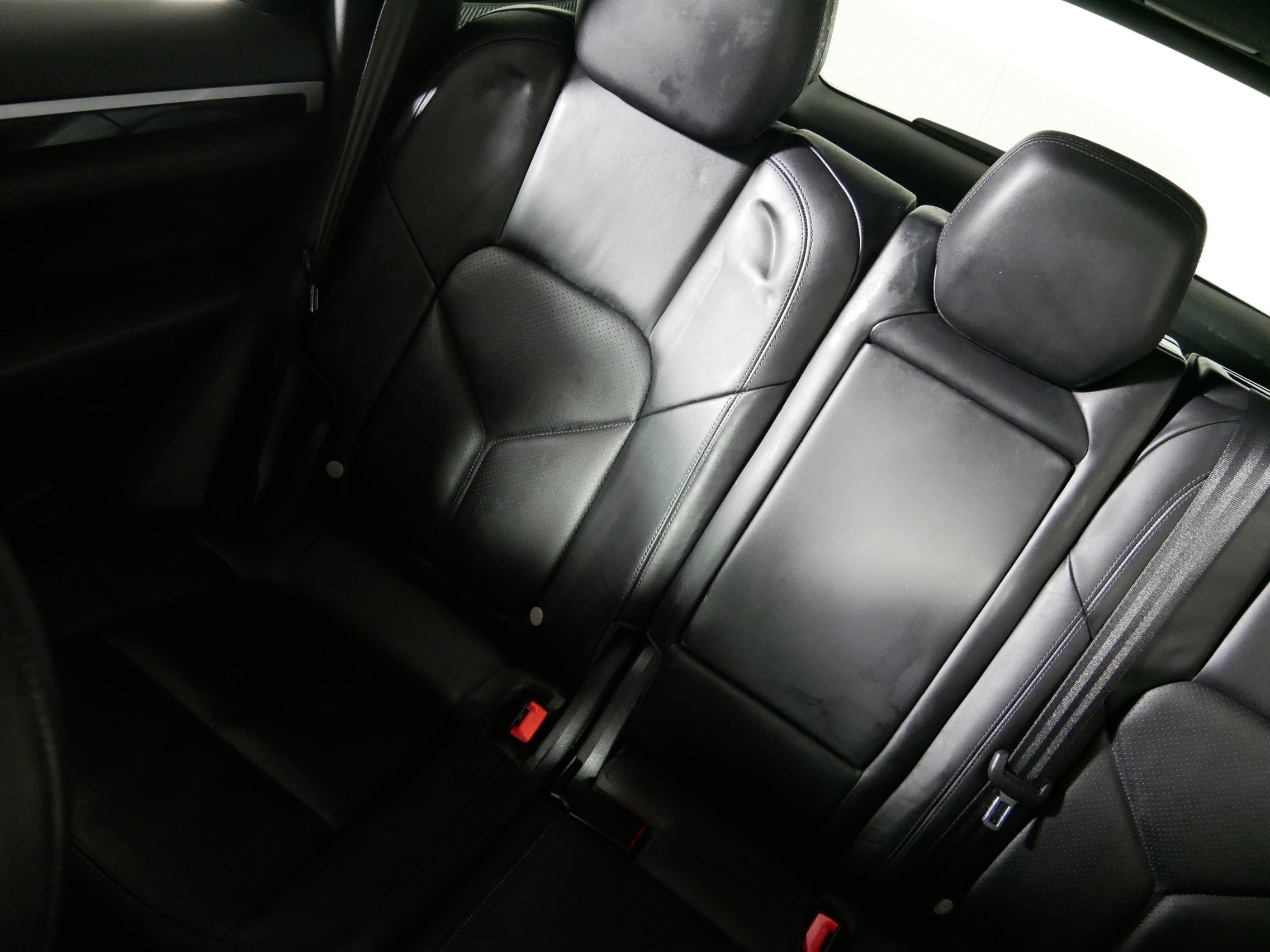 Used 2013 Porsche Cayenne S image 12