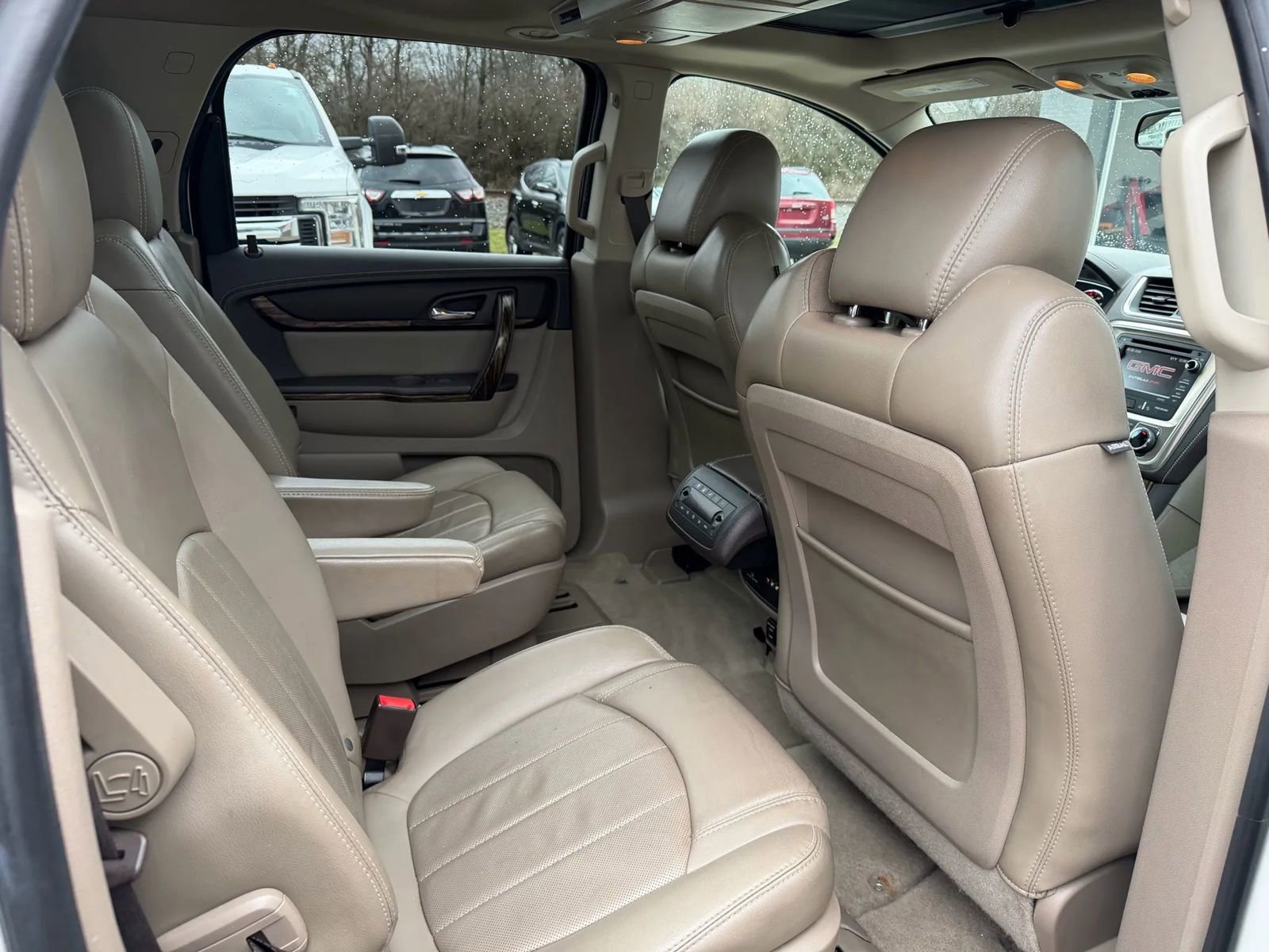 Used 2015 GMC Acadia Denali image 8