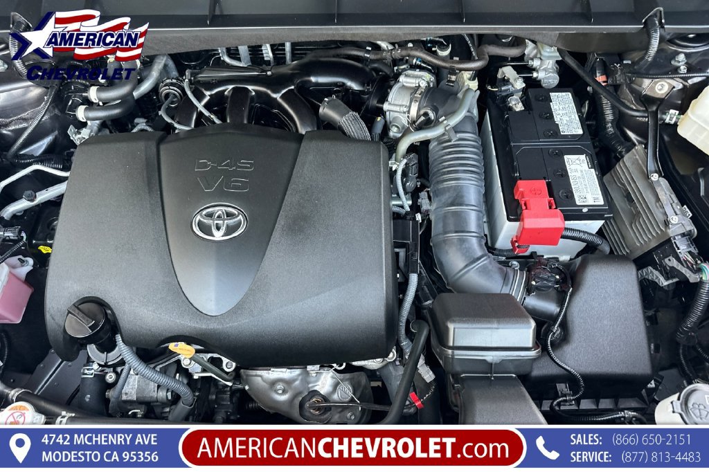 Used 2022 Toyota Highlander XLE AWD/4WD image 26