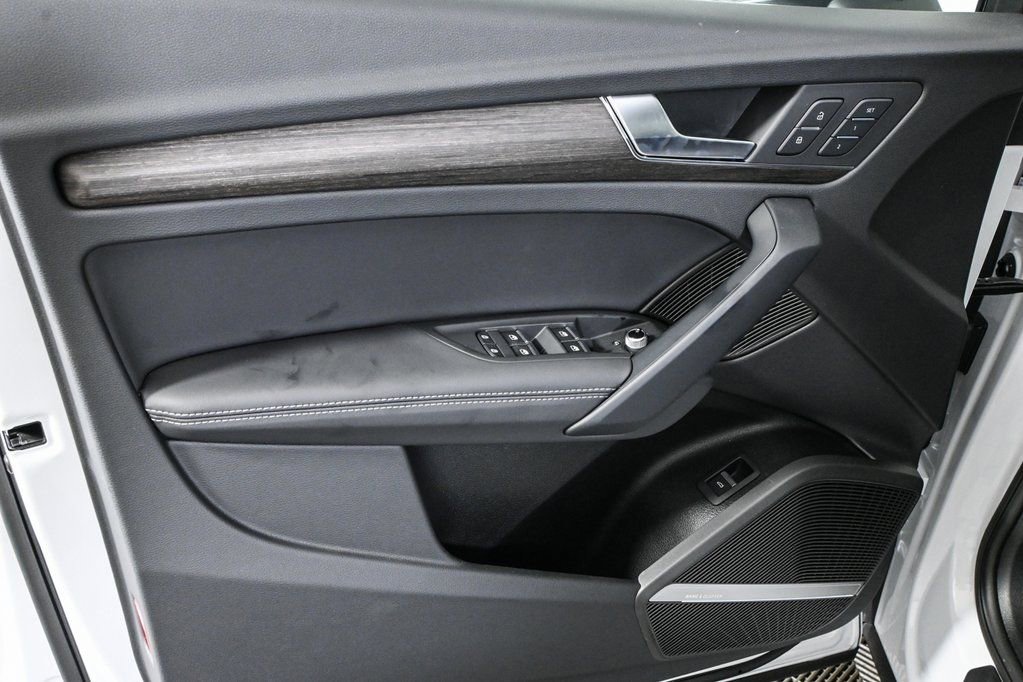 New 2025 Audi Q5 2.0T Premium Plus AWD/4WD image 6
