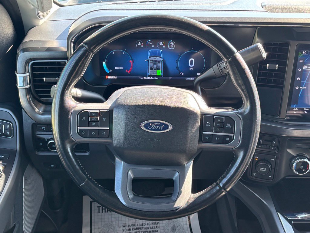 Used 2023 Ford F250 Lariat w/ Black Appearance Package AWD/4WD image 24