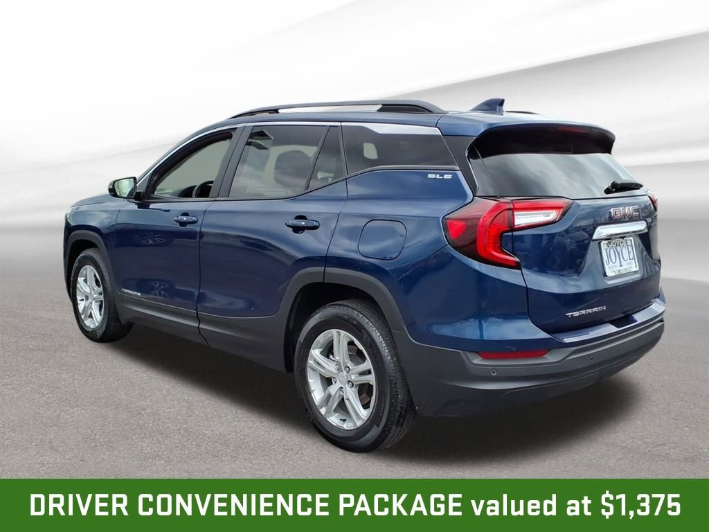Certified 2023 GMC Terrain SLE w/ Driver Convenience Package FWD image 3