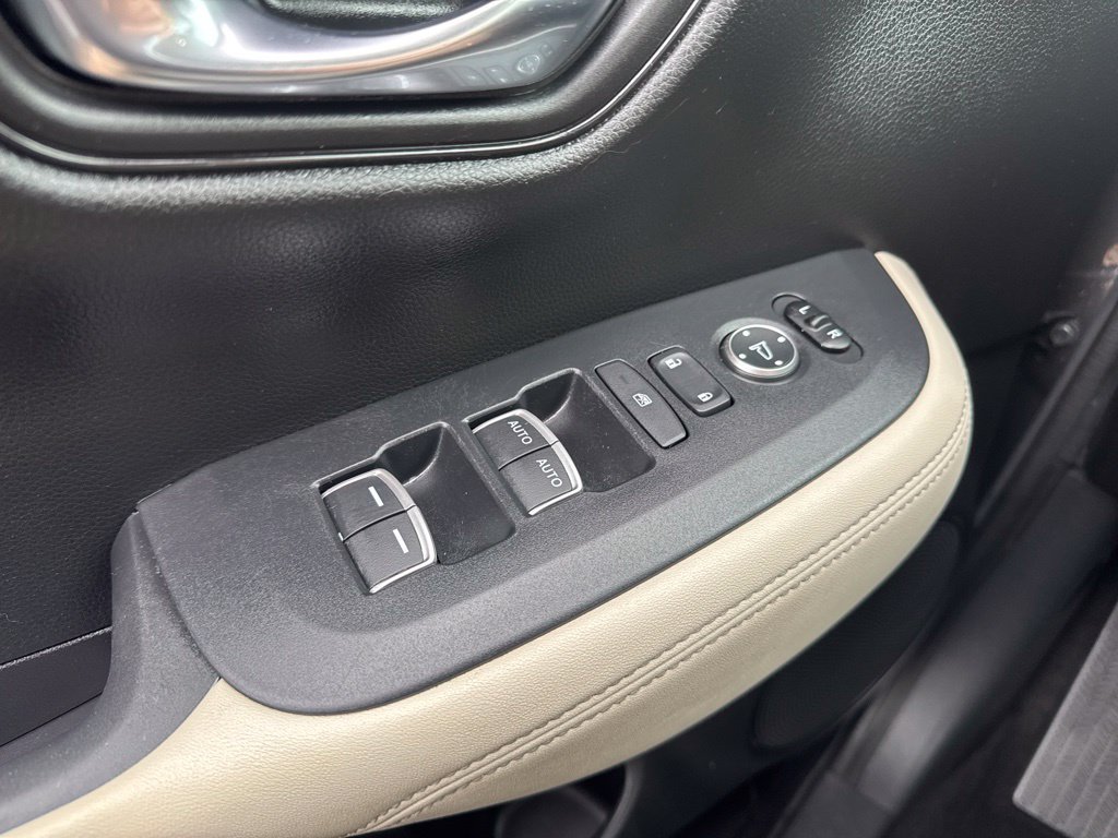 Certified 2024 Honda HR-V EX-L image 25