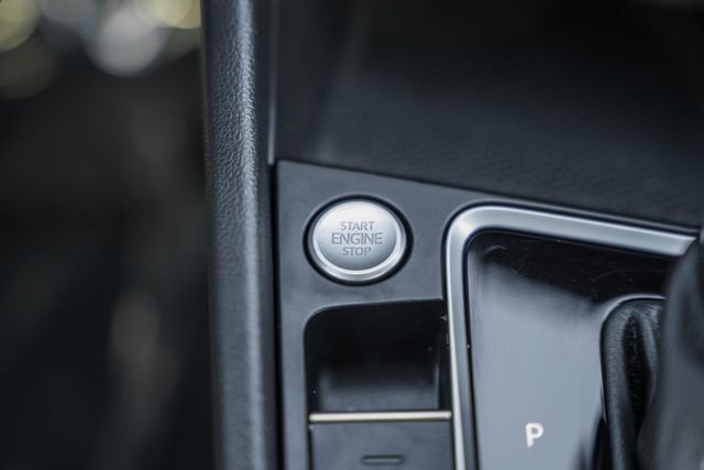 Used 2020 Volkswagen Jetta R-Line image 26