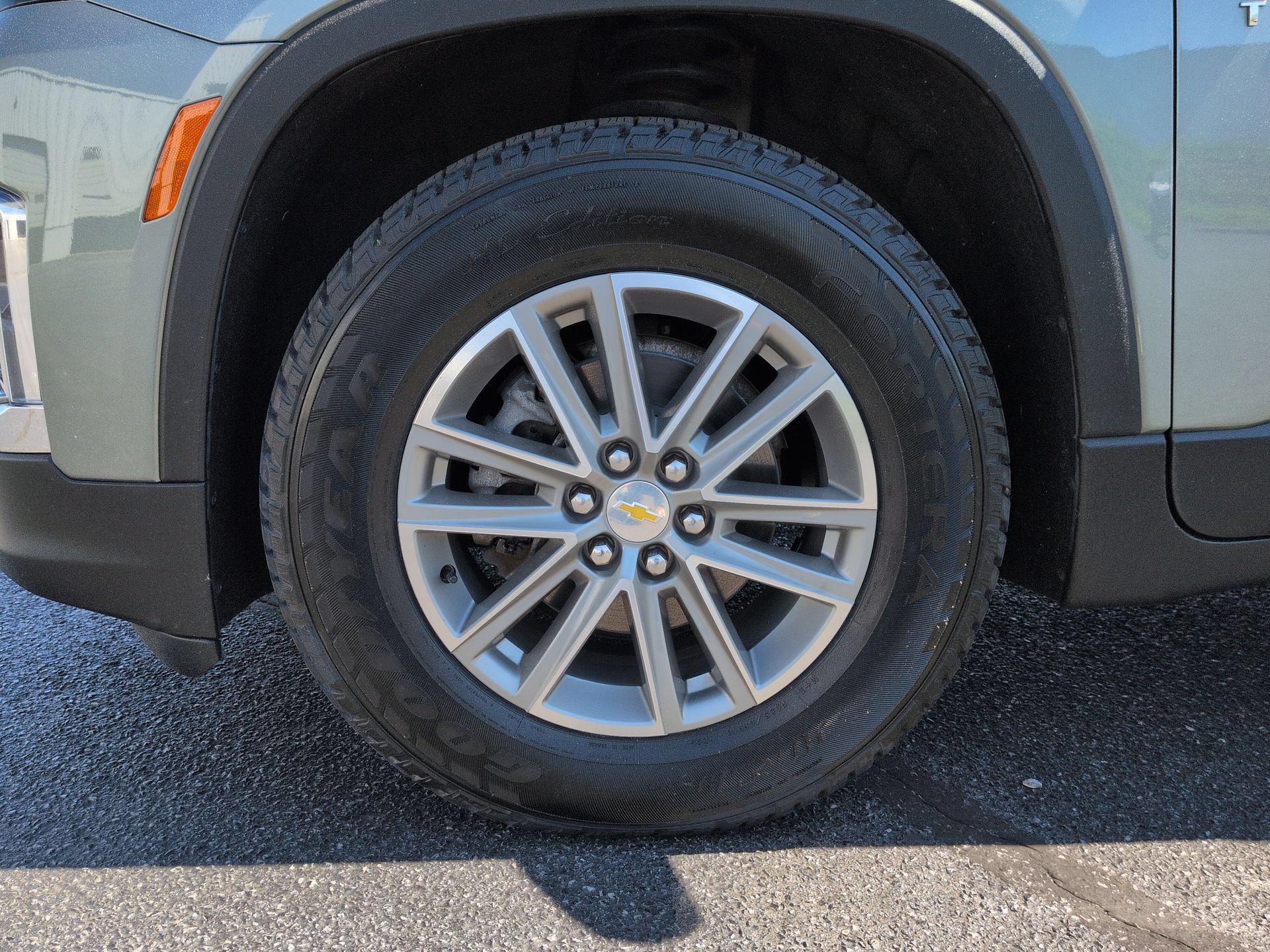 Certified 2023 Chevrolet Traverse LT AWD/4WD image 33