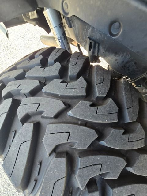 Used 2023 Jeep Wrangler Unlimited Rubicon w/ Safety Group AWD/4WD image 13