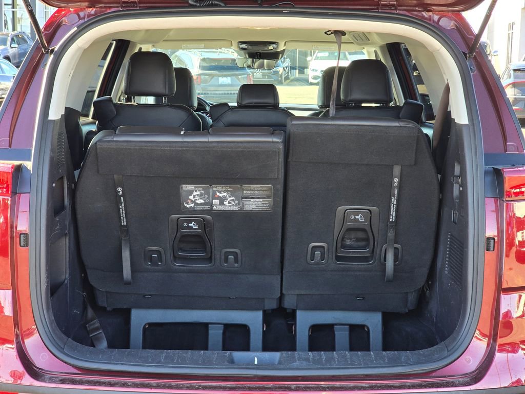 Used 2024 Kia Carnival LX image 15