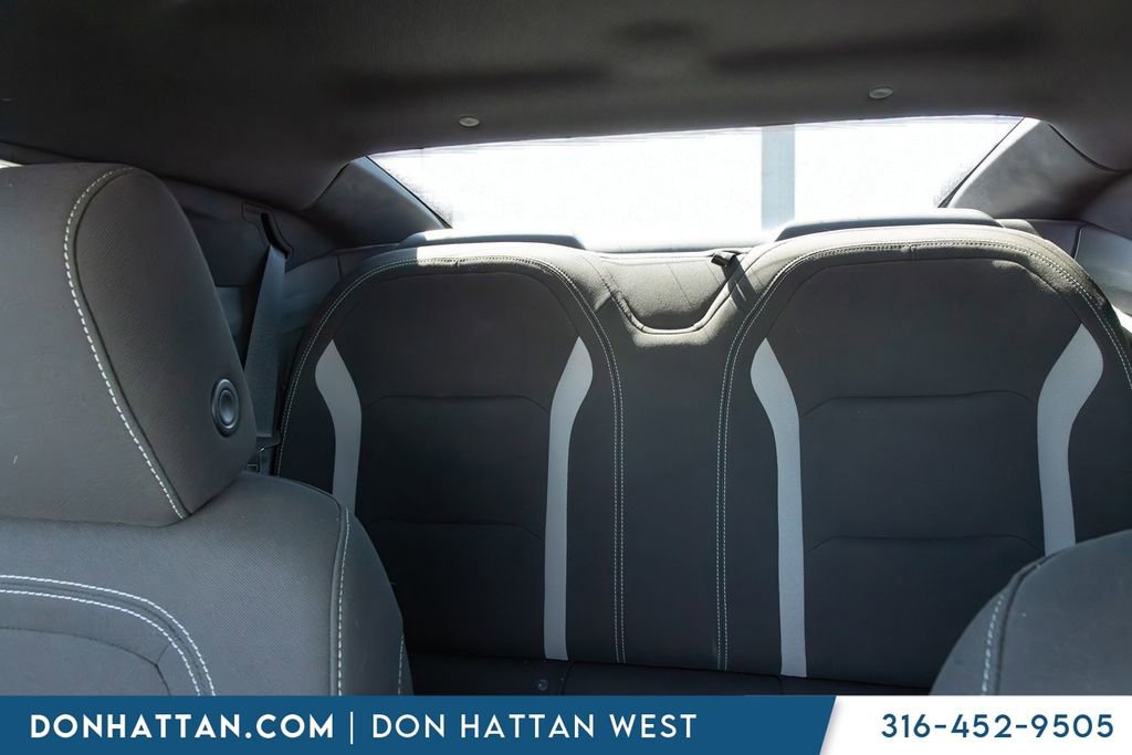 Used 2020 Chevrolet Camaro LT RWD image 14