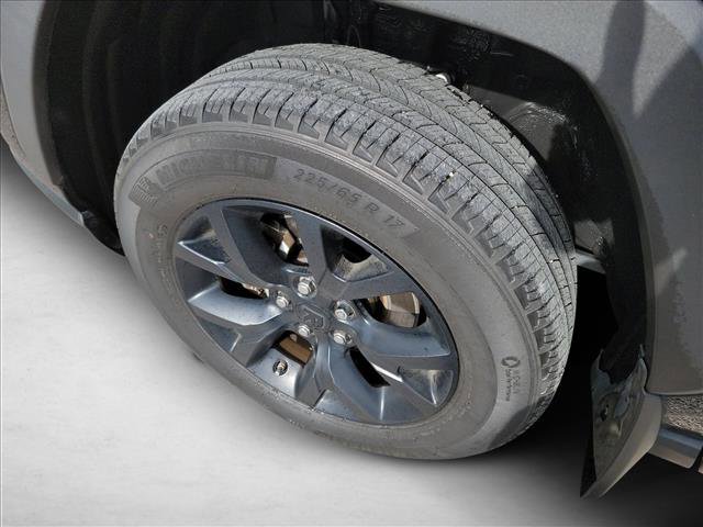 Used 2022 Toyota RAV4 LE FWD image 9