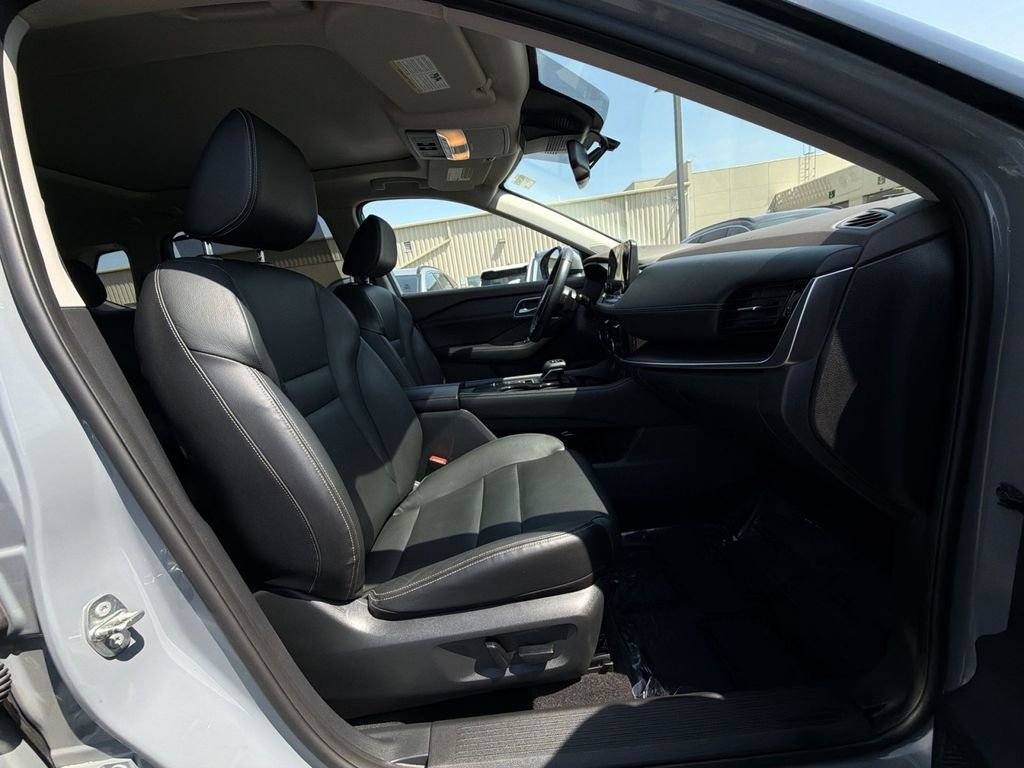 Used 2021 Nissan Rogue SL w/ Premium Package FWD image 27