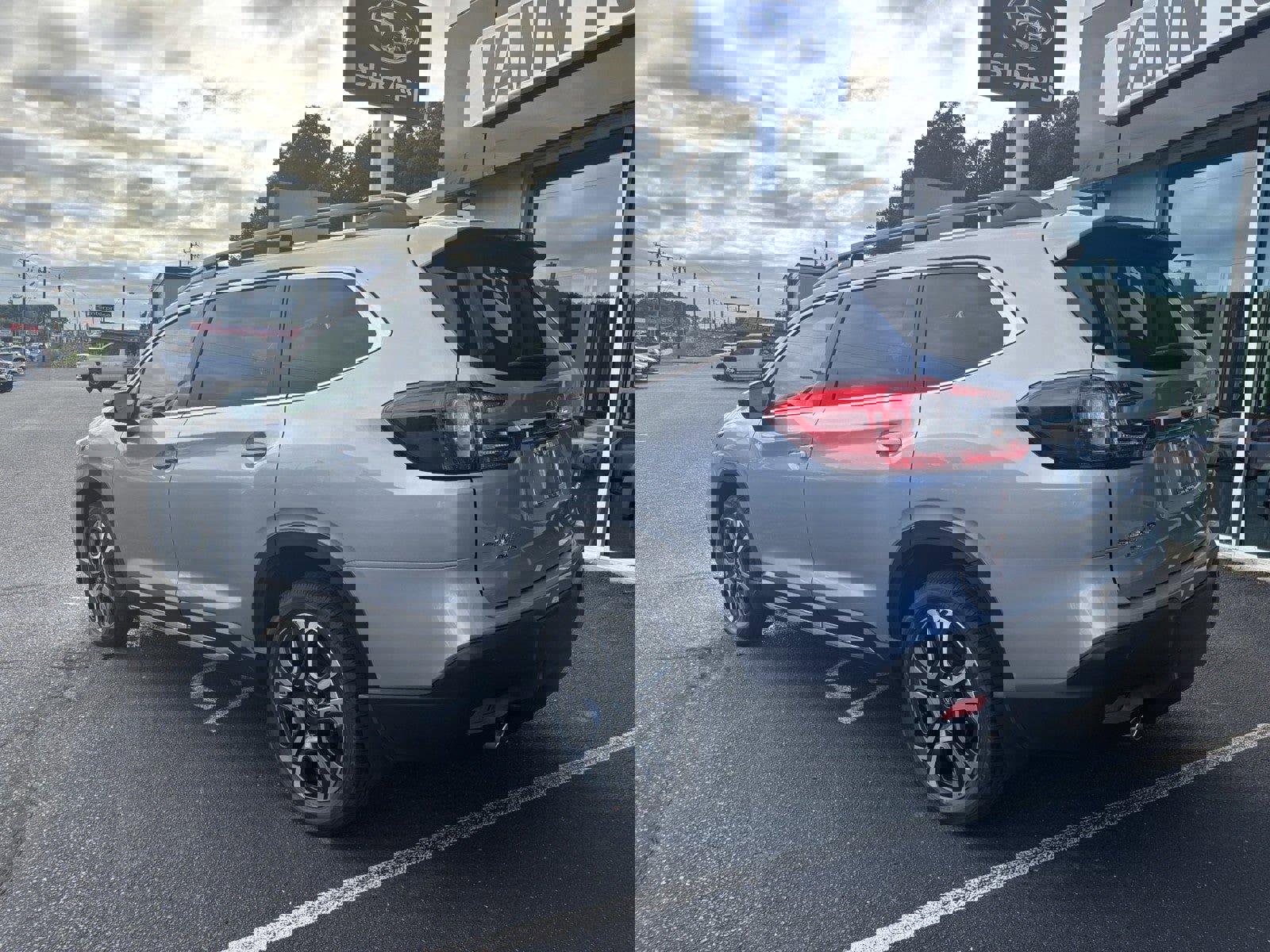 New 2025 Subaru Ascent Limited image 2