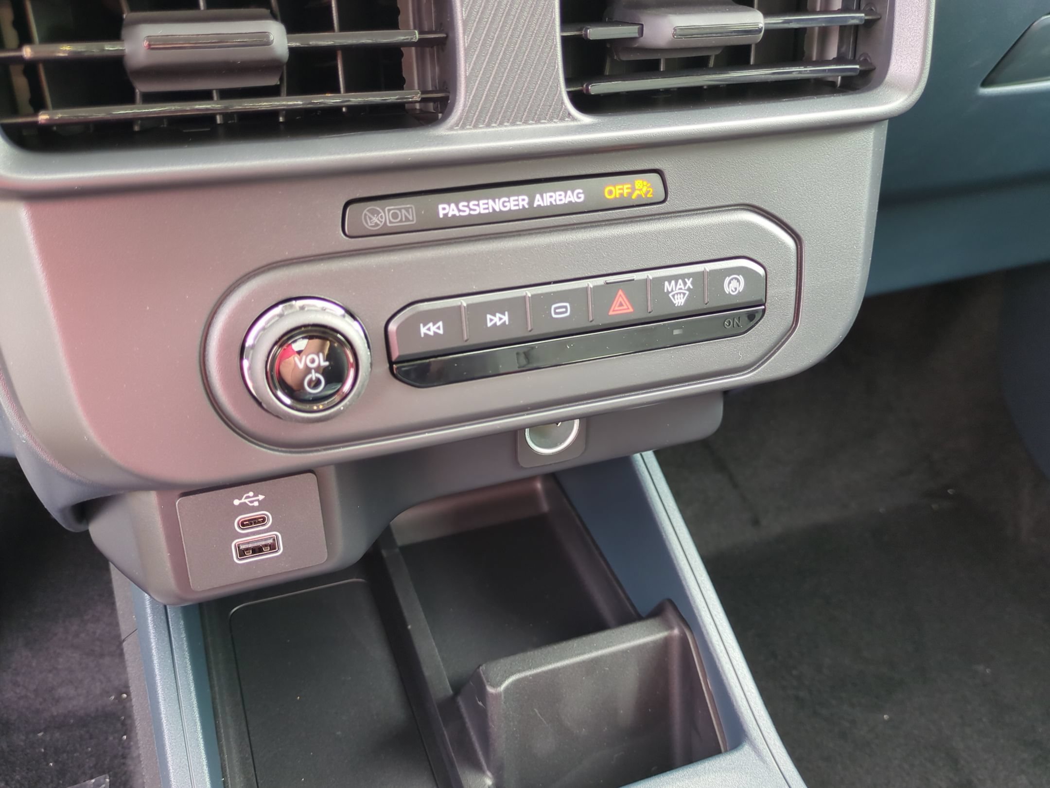 New 2026 Ford Maverick XL FWD image 25