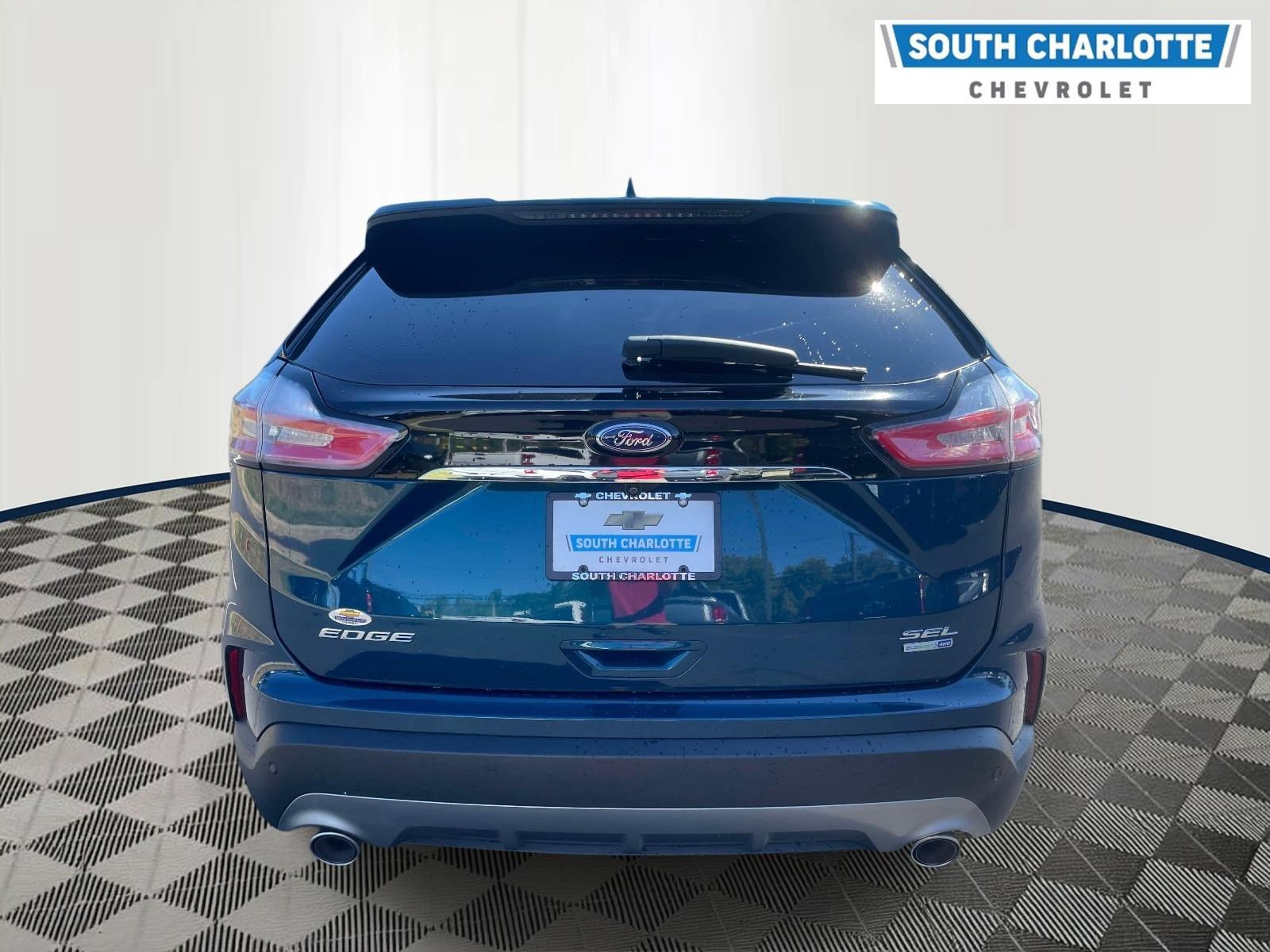 Used 2020 Ford Edge SEL w/ Convenience Package AWD/4WD image 5