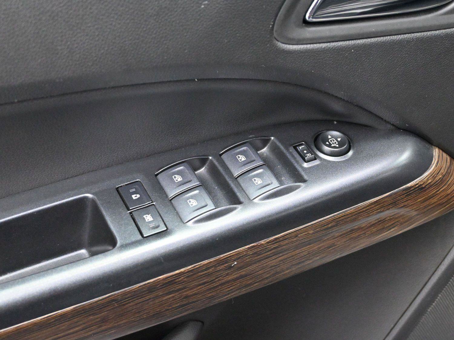 Used 2020 GMC Canyon Denali image 11