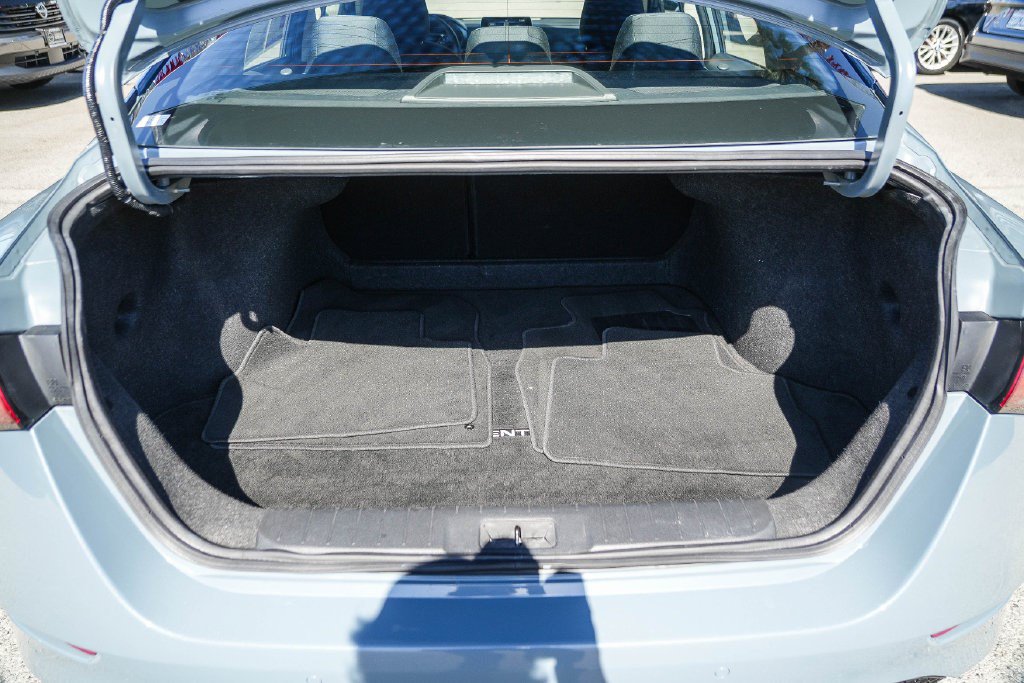 Used 2024 Nissan Sentra SV FWD image 24
