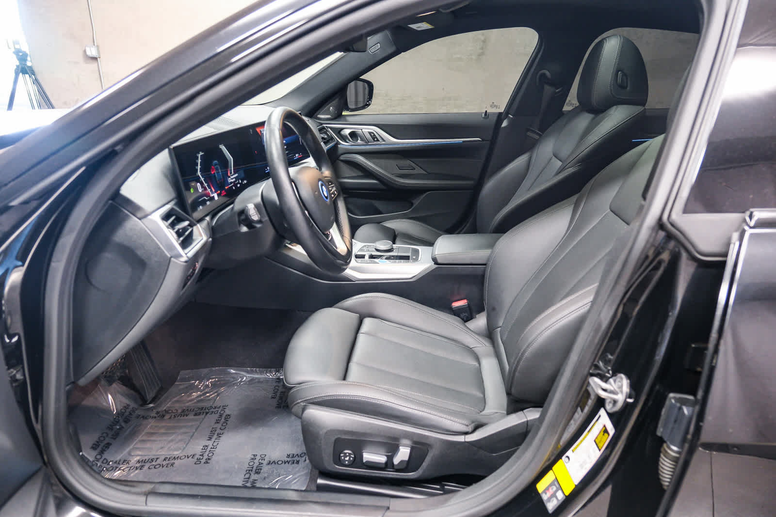 Used 2023 BMW i4 eDrive40 w/ Premium Package RWD image 23