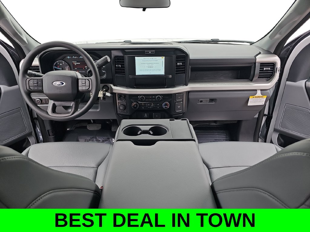 New 2026 Ford F250 XL w/ XL Chrome Package AWD/4WD image 9