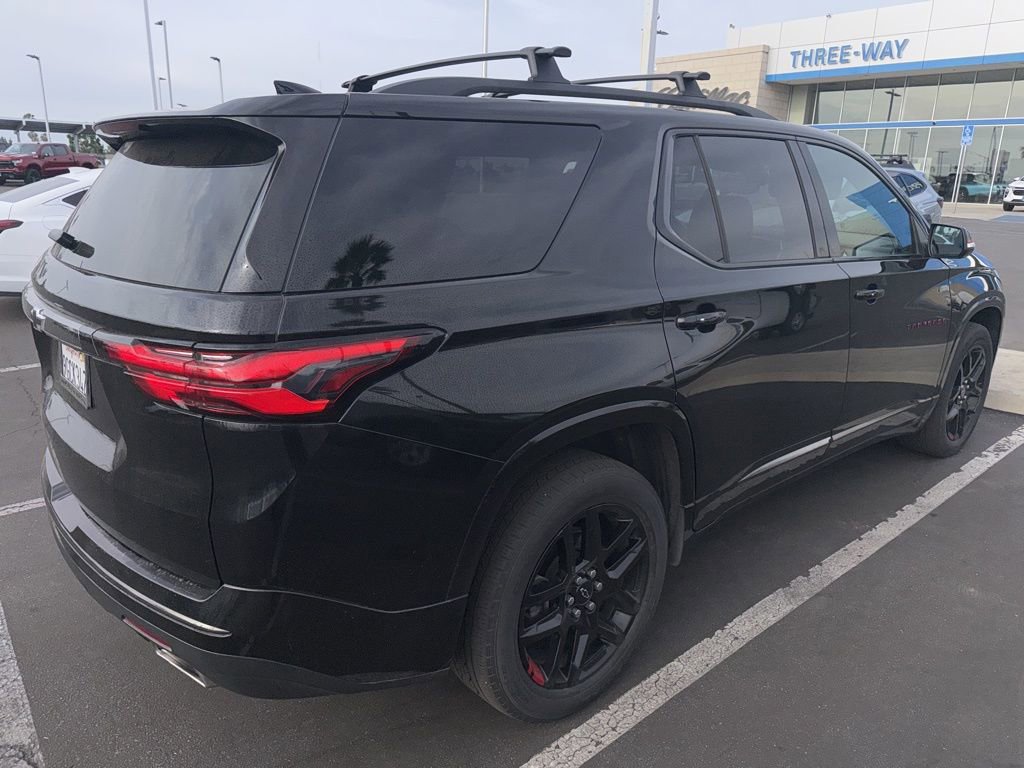 Certified 2023 Chevrolet Traverse Premier w/ Redline Edition FWD image 27
