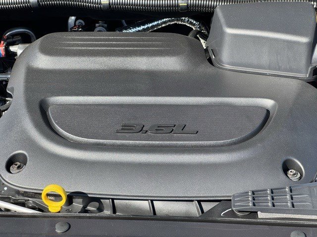 New 2026 Chrysler Pacifica Select image 44