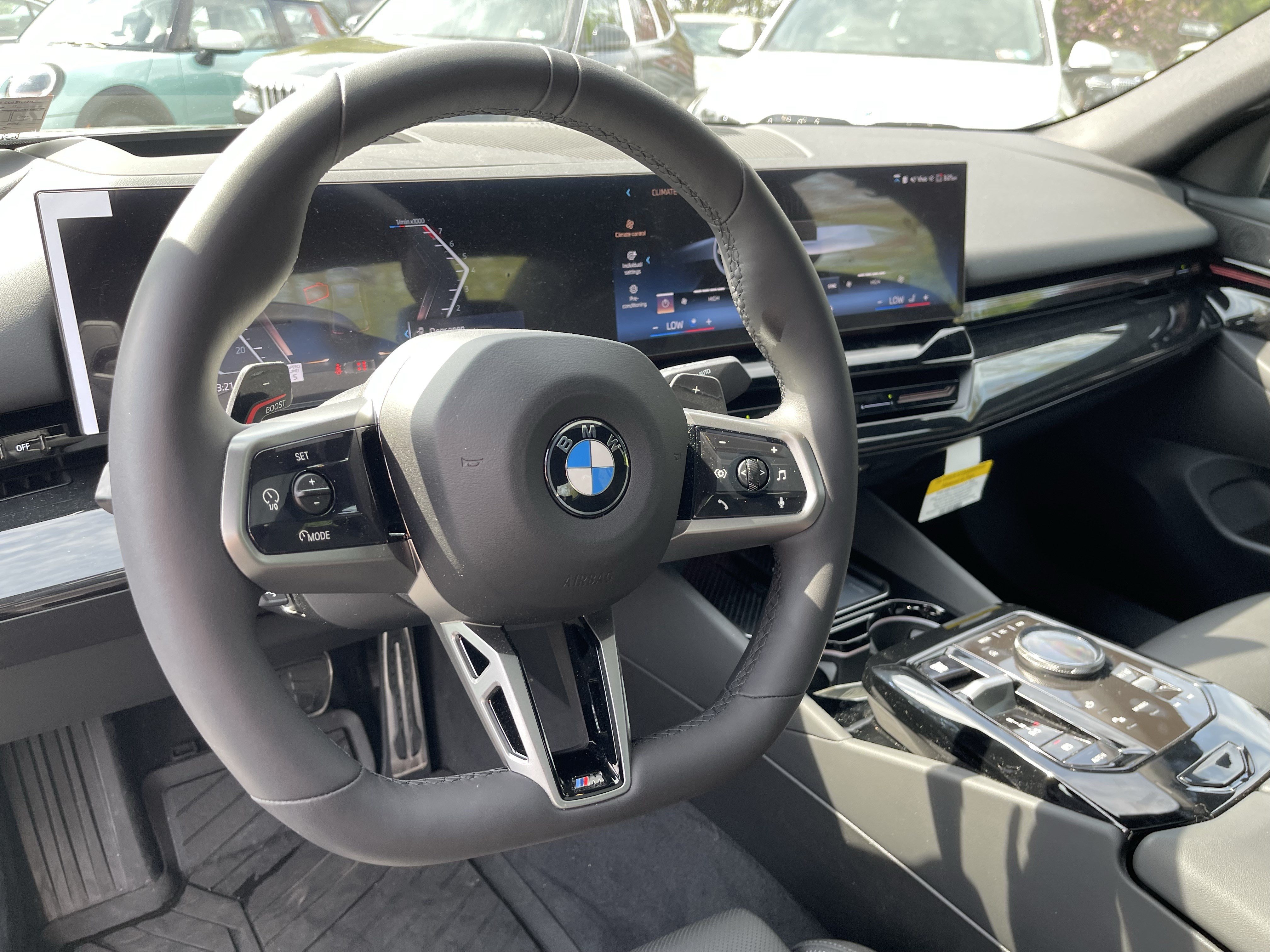 Certified 2026 BMW 530i xDrive w/ M Sport Package AWD/4WD image 12